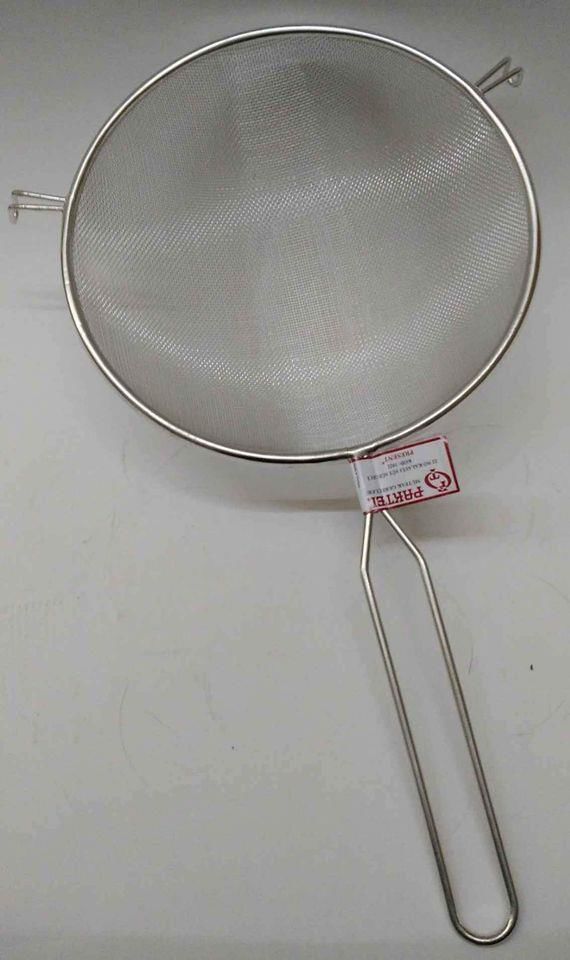 Paktel Paslanmaz Çelik Süzgeç 22 Cm Daha ( Tencere Üzerine Oturtmak İçin Tırnakları Mevcuttur) D-Raf