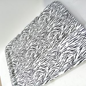 31.5 cm x 43.5 cm Dekoratif Şık Ekonomik Dikdörtgen Plastik Tepsi