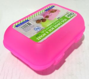 Qlux 6'lı Sağlığa Zararsız Plastikten Üretim Yumurta Saklama Kabı 16x11x7cm Boyutlarındadır