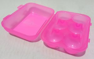 Qlux 6'lı Sağlığa Zararsız Plastikten Üretim Yumurta Saklama Kabı 16x11x7cm Boyutlarındadır