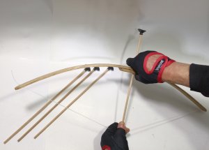 Orijinal Eğitici 75cm Ahşap Ok Yay Takımı +10 Vantuzlu Ok 30 mt Menzil Hassas Nişan Alma Güçlü Gergiye Mukavemetli