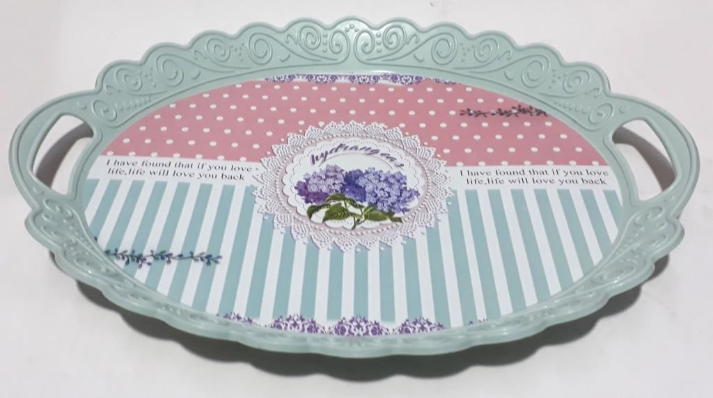 Oval Şeklinde 43x34cm Ebatında 2 Kulplu Servis Tepsisi           Kenarları Kıvrımlı Kaliteli Plastik