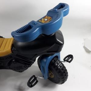 Sağlam Plastik Gövdeli 3 Tekerlekli Çocuk Motoru 2-5 Yaş