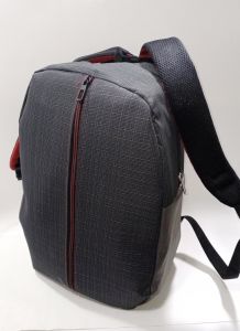 Yılın En Ekonomik Sırt Çantası Su Geçirmez Özel Kumaş Korumalı Laptop Tablet Seyahat için Spor Çanta