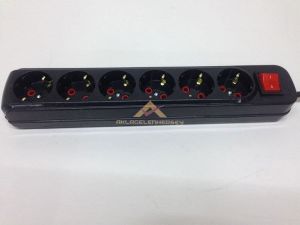 Akım Korumalı 1.5 Metre Uzunluğunda Anahtarlı 6'lı Grup Priz