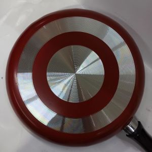 Teflon 30 cm Çapında Piyasa Malı 1.5 mm İnce Aliminyum Özel Kalite Kapaklı Balık Tavası