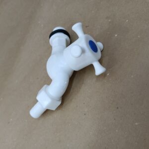 Hortum Takılabilen Aç-Kapa Özellikli Plastik Bahçe Musluğu 7,5 cm