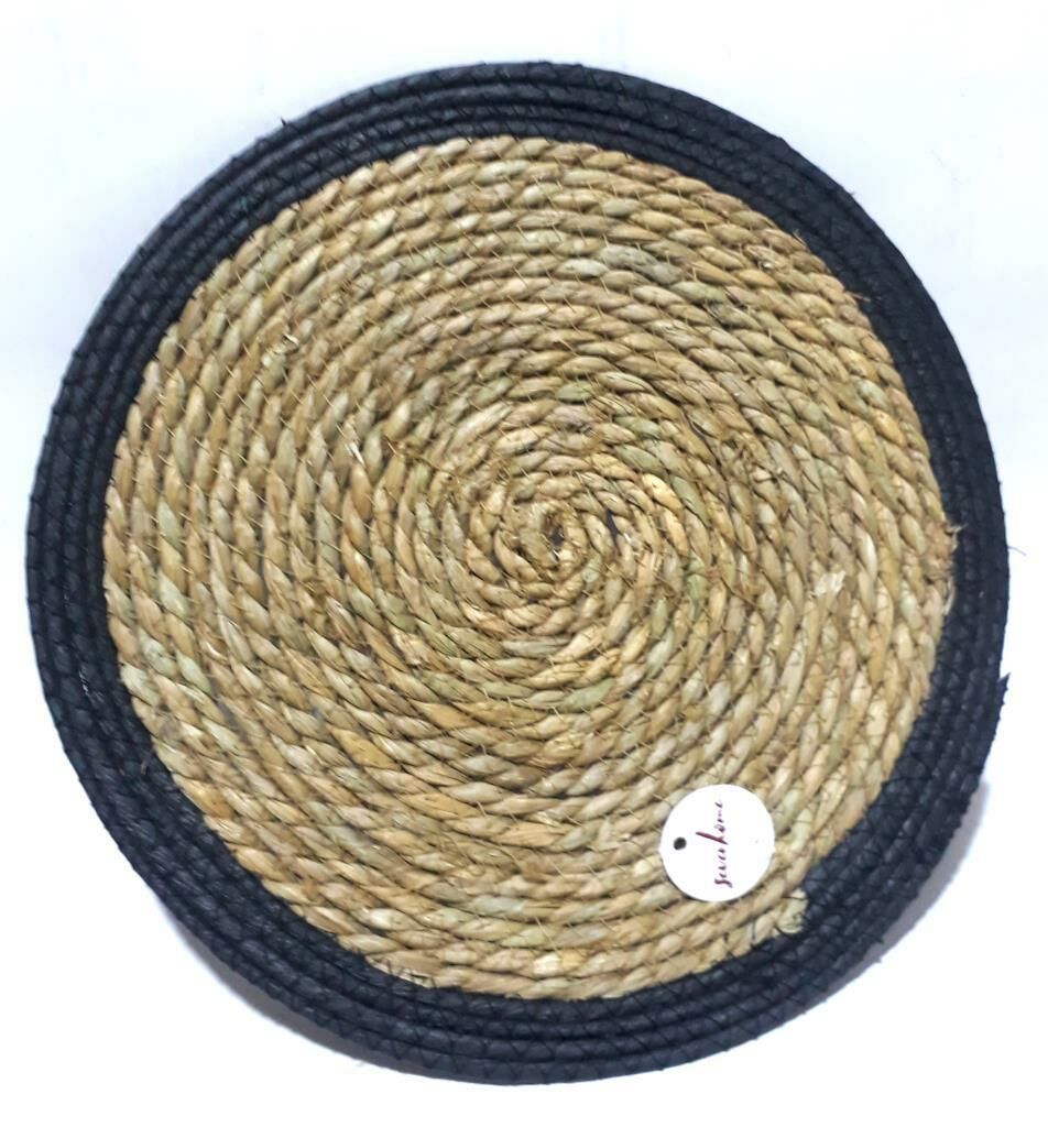 Yemeklerinizi Servis Etmek İçin 38x38cm Çapında Yuvarlak Hasır   Kaliteli Malzemeden Üretilmiştir