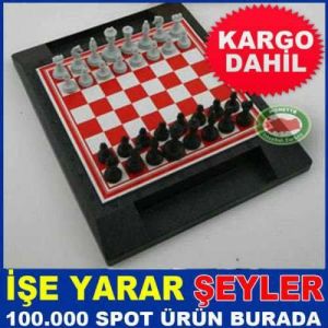 Kargosuz EKONOMİK PLASTİK SATRANÇ TAKIMI 23x29cm