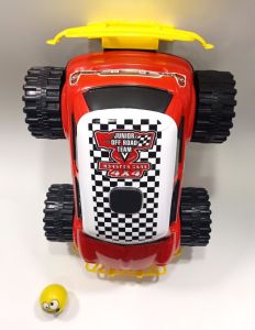 Sallanan Kafa Emoji Hediye Dev Tekerli 45cm Jumbo Mini Spor Araba 4x4 Jeep Süper Gösterişli Oyuncak