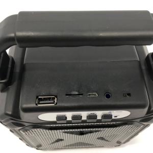 Şarjlı Led Işıklı Kablosuz Bluetooth Hoparlör Usb Girişli JB-7002