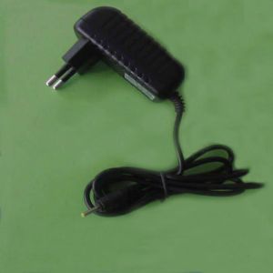 Technomax 110-240 V 2a Tablet Şarj Adaptörü
