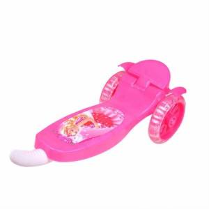 Sağlam Plastikten İç ve Dış Mekanda Kullanılabilen En Hoş Pembe Barbie Model Scooter Yükseklik 73cm