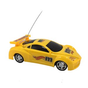 Full Fonksiyonlu Kumandalı Usb Şarjlı Oyuncak Yarış Arabası20x9cm 1:20 Ölçekli Famous Araba