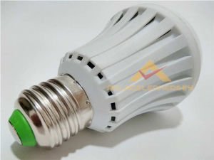 7W ŞARJLI LEDLİ AMPUL AKILLI ACİL DURUM LAMBASI Normal duya takılabilen Şarjlı Led Ampül