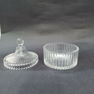 Dekoratif Şık Çizgili Kapaklı Kristal Kesme Cam Şekerlik 13.5x10 cm