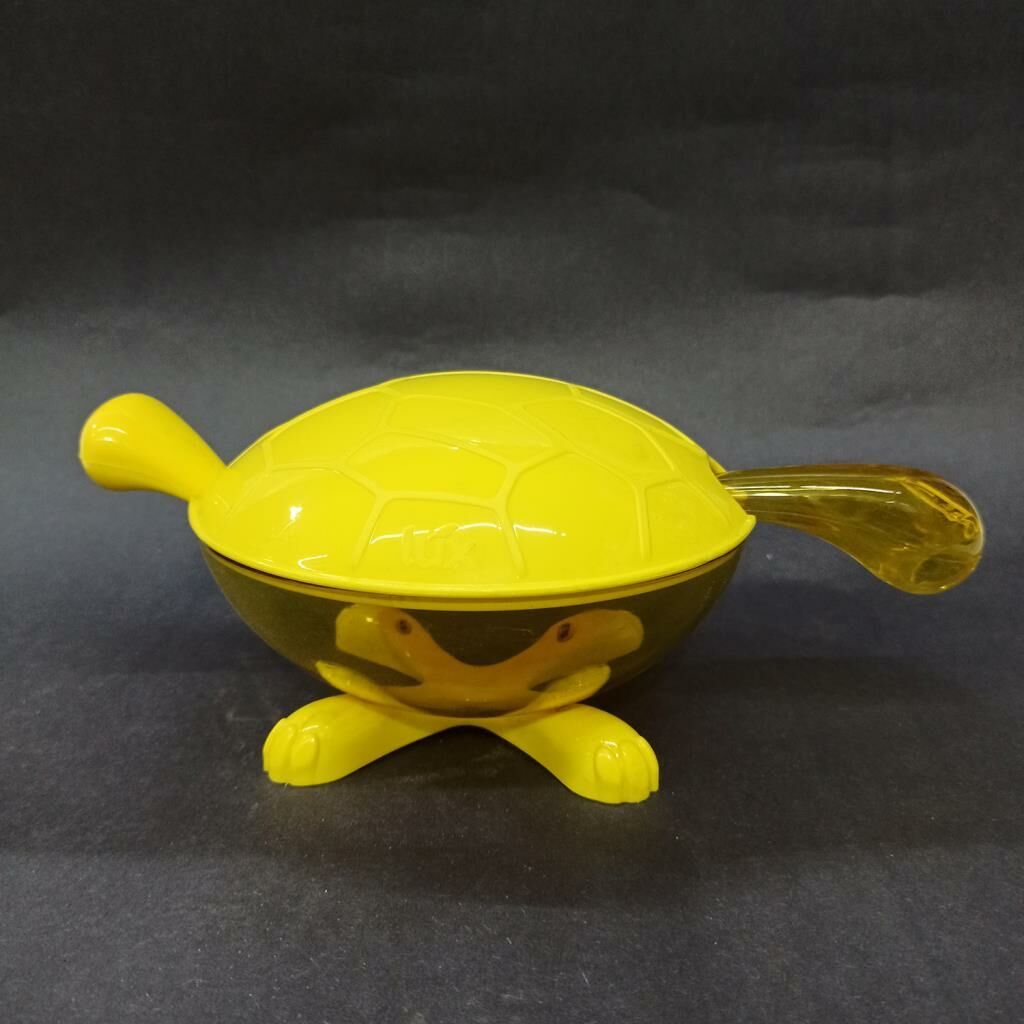 Qlux Figürlü Kaşıklı Kapaklı Plastik Kaplumbağa Şekerlik 16x9 cm