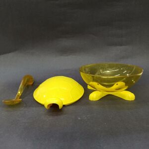 Qlux Figürlü Kaşıklı Kapaklı Plastik Kaplumbağa Şekerlik 16x9 cm
