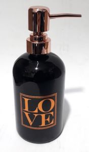Kaliteli Yaldızlı Siyah Camdan Üretilmiş Sıvı Sabunluk (Love)    Kaliteli Ham Maddeden Üretilmiştir