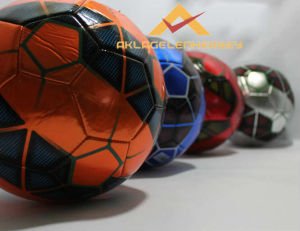 PROFESYONEL 4 ASTARLI DİKİŞLİ FUTBOL TOPU