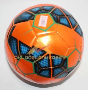 PROFESYONEL 4 ASTARLI DİKİŞLİ FUTBOL TOPU