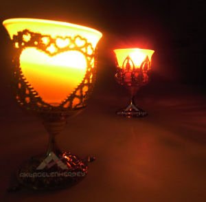 KUPA GÖRÜNÜMLÜ RENKLİ CAMLI TEA LİGHT MUMLUK