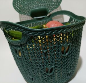 Örgü Desenli Koyu Yeşil Kapaklı 12 Litre Meyve Sebze Sepeti Patates Soğan Çok Amaçlı Hasır Örgü Kova