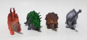 6x15cm Büyük Dinozor Ailesi Seti kaliteli plastik