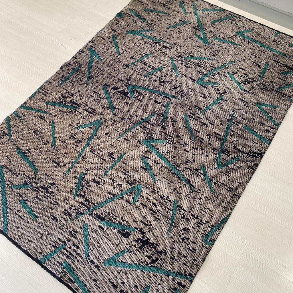 Tual Koleksiyonu Yeşil Vizon Halı 033MR Tual Koleksiyonu Yeşil Vizon Halı 033MR