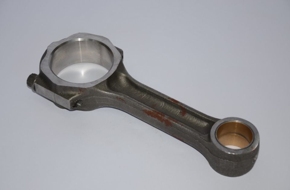 Isuzu NPR59 4BD1 Piston Kolu