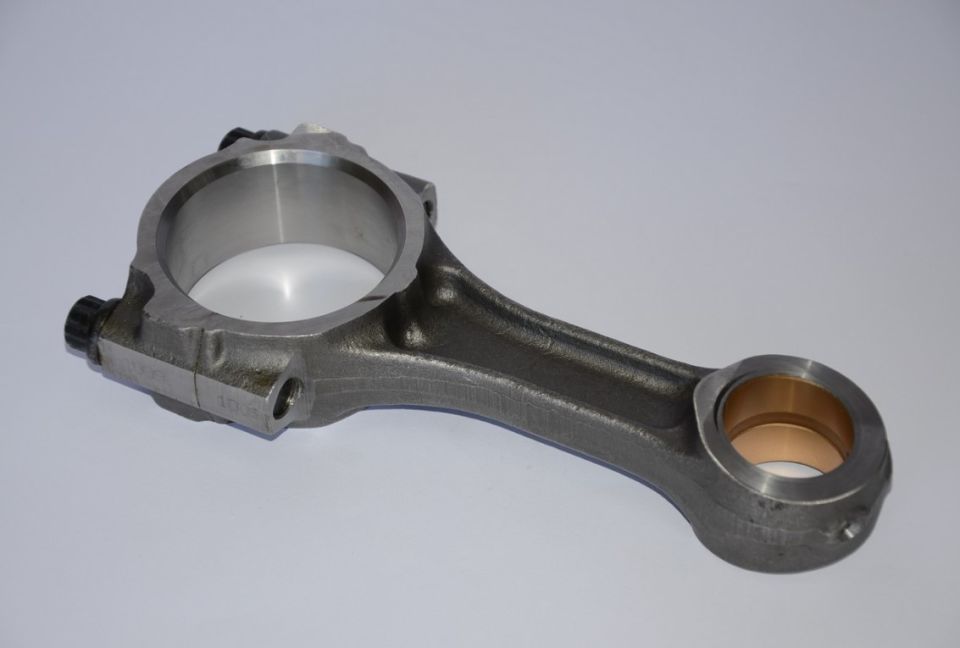 Isuzu NPR 66 4HF1 Piston Kolu 4HF1