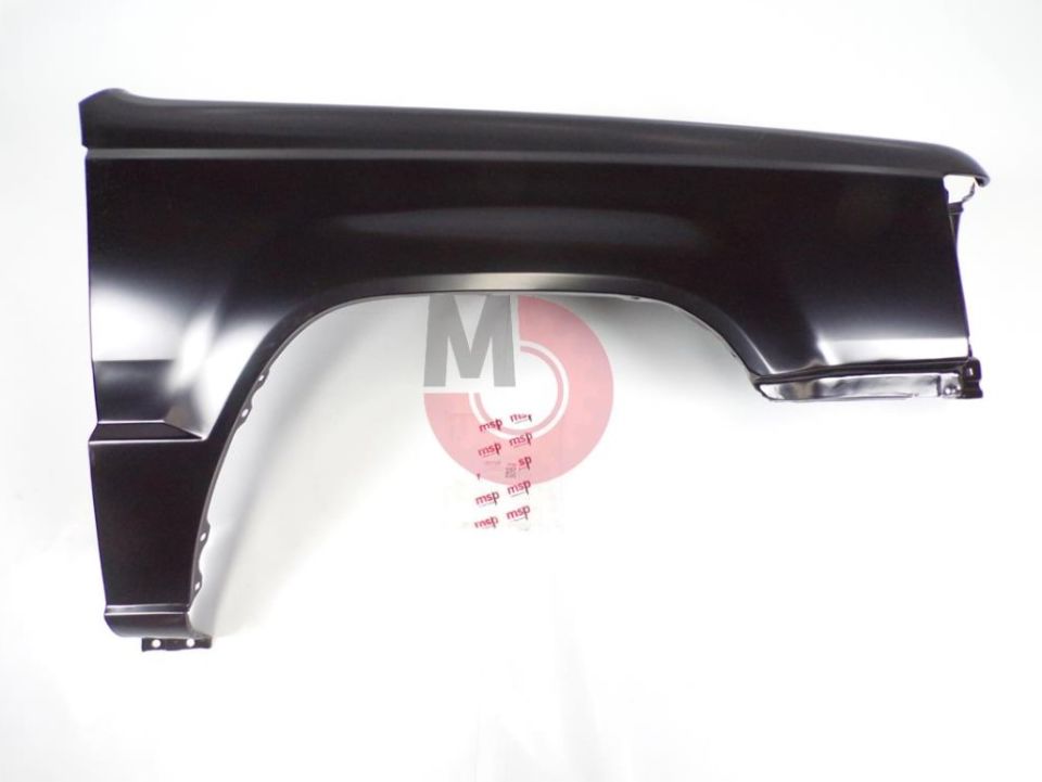 Mitsubishi L200 Çamurluk Sacı Ön Dış Sağ (RH) (87-96)