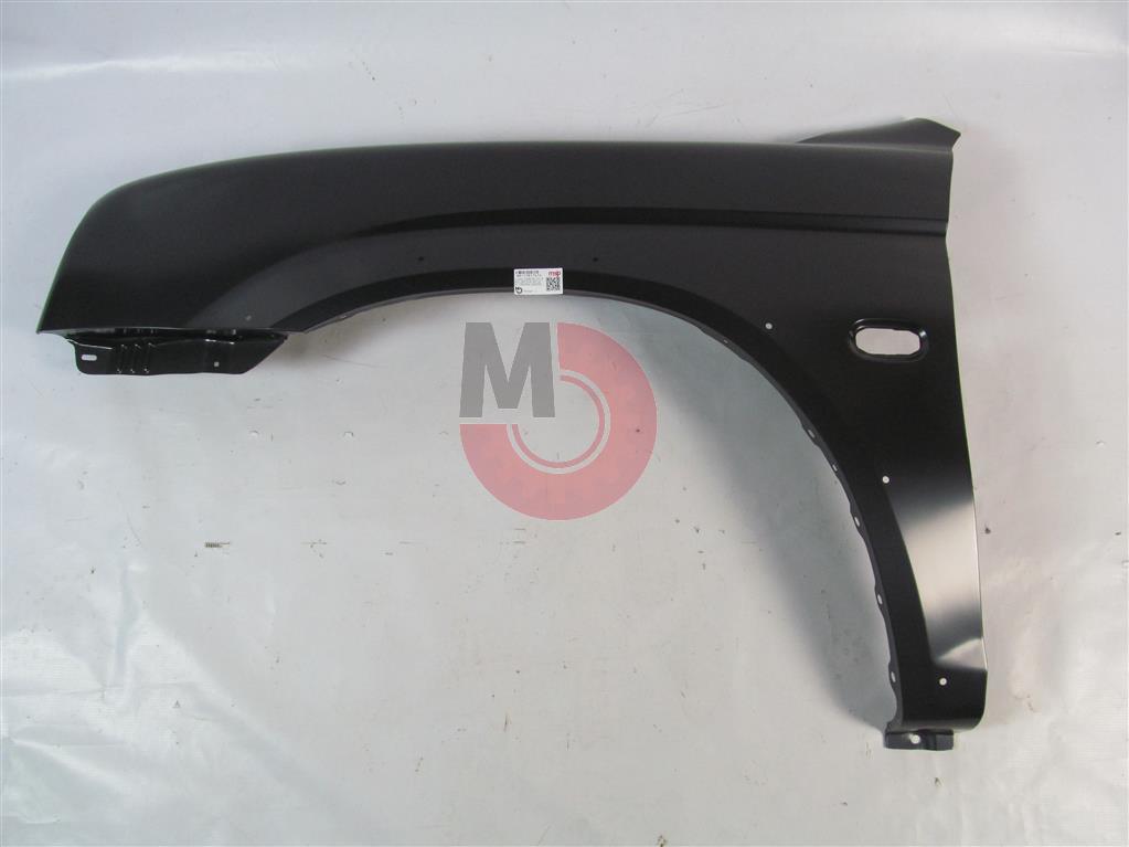 MITSUBISHI L200 ÇAMURLUK SACI ÖN DIŞ SAĞ (RH) (96) (SİNYAL-DODİK DELİKLİ)
