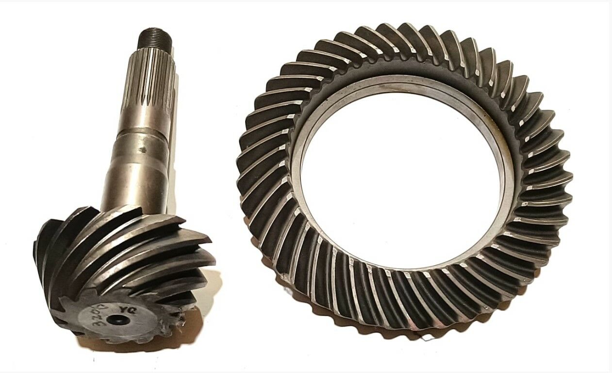 HILUX 15-19 ÖN AYNA MAHRUTİ (12X43/29)