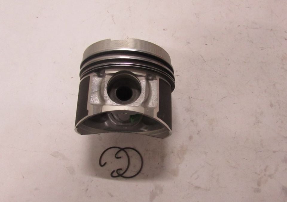 H100 KMY 2,6 91,10 mm D4BB Piston Std