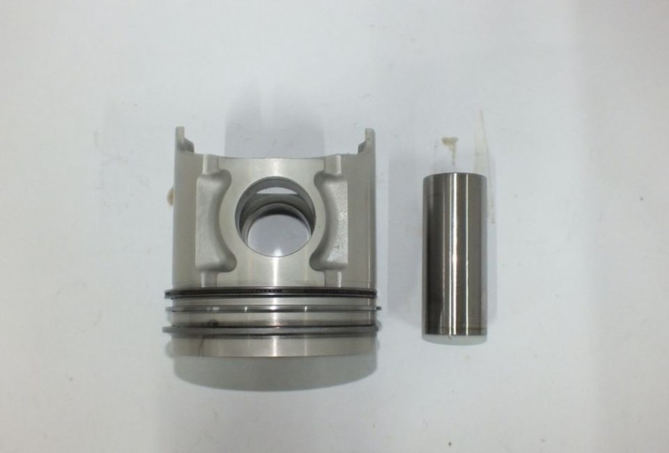 HD75 Euro2 D4DA 104 mm Piston Segman Std