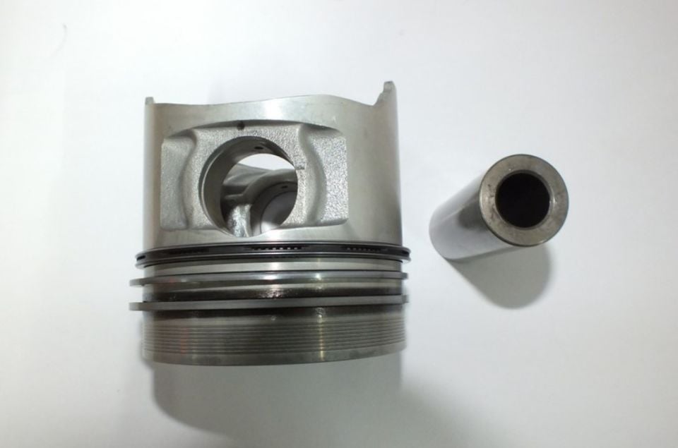 Starex / Bongo / K2500 TCI-YM D4BH 2-4 Piston Segman 050