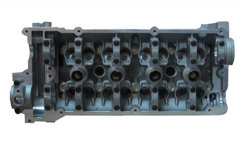 Accent - Getz 1,5 1,6 2000-2006 / Accent Era - Getz 1,4 2006-2011 / Elantra 1.6 2000-2006 G4EE / G4ED / G4EC Silindir Kapak Benzinli 16 Subap