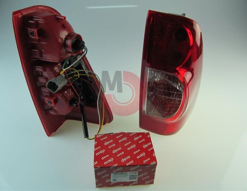 D-MAX Stop Lambası Komple (2007) (4X4) RH