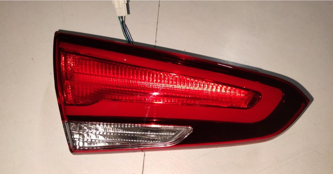 CERATO STOP 15-18 İÇ LH (LEDLİ)