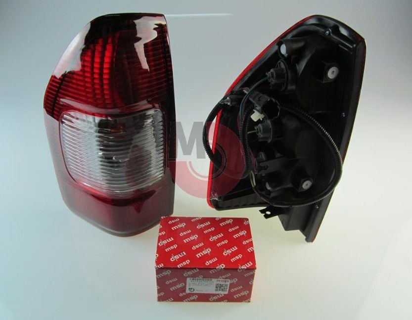 D-MAX Stop Lambası Komple (EM) LH