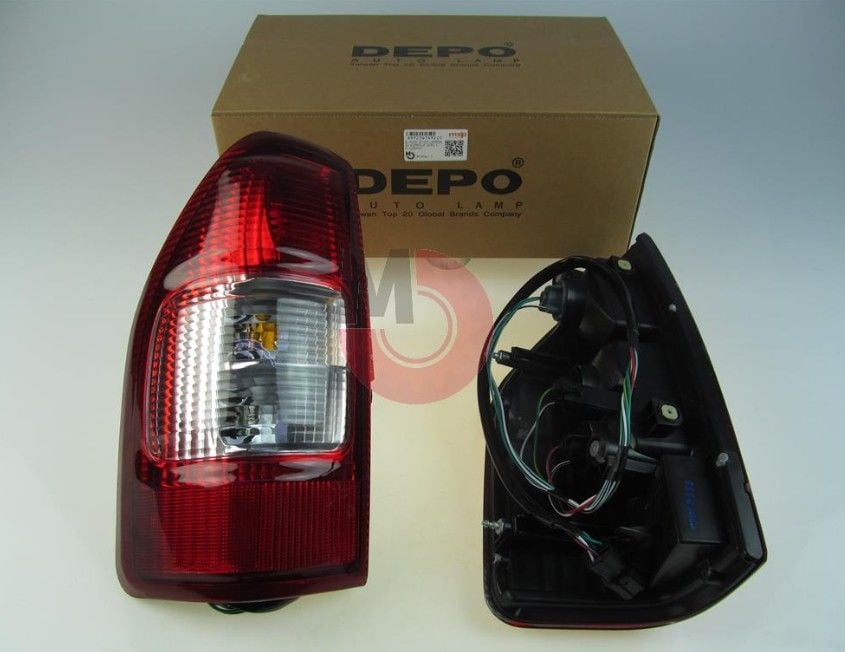 D-MAX Stop Lambası Komple (EM) LH (DEPO)