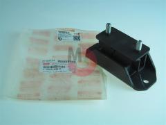 Dmax Motor Takozu Arka Şanzıman 4x2 4x4 Orj