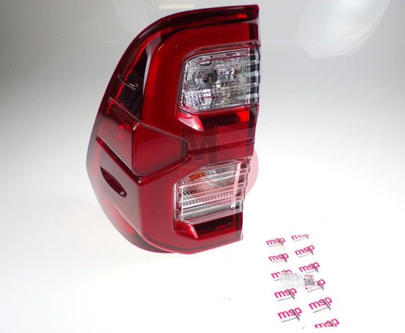 TOYOTA HILUX STOP LAMBASI KOMPLE LH 21-22