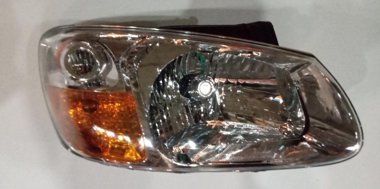 CERATO 04-06 RH (MANUEL) FAR