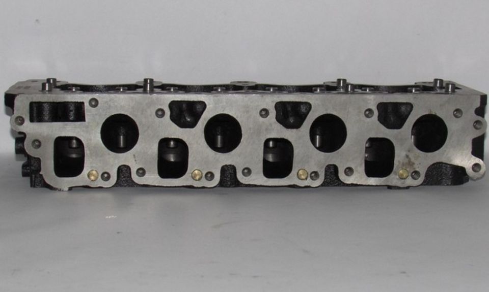 Nissan Vanette / Serena / Cargo / LD23 2,3 1994-1998 Silindir Kapak