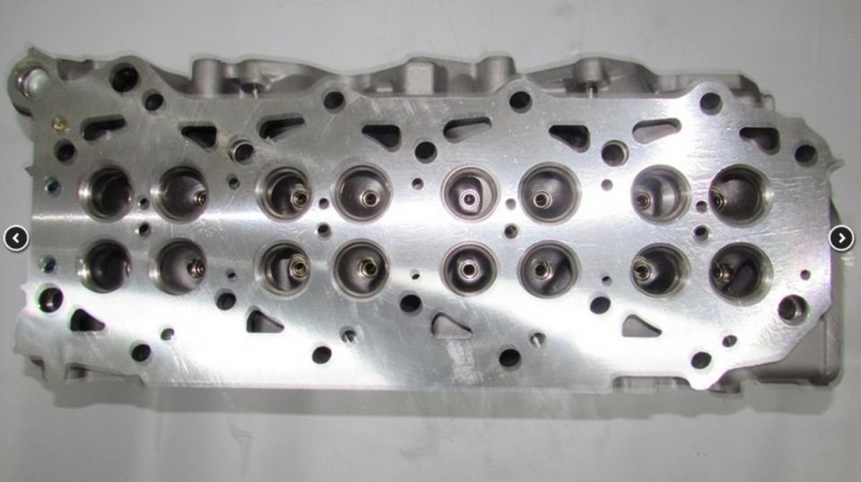 Nissan Patrol / Terrano / Urban ZD30 3,0T Silindir Kapak