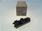 ISUZU DMAX ANAHTAR ELEKTRİK CAM ÖN LH T.K. ORJ. (76) (KAPAKSIZ)