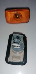 D22 98-02 RH/LH SİNYAL ÇAMURLUK
