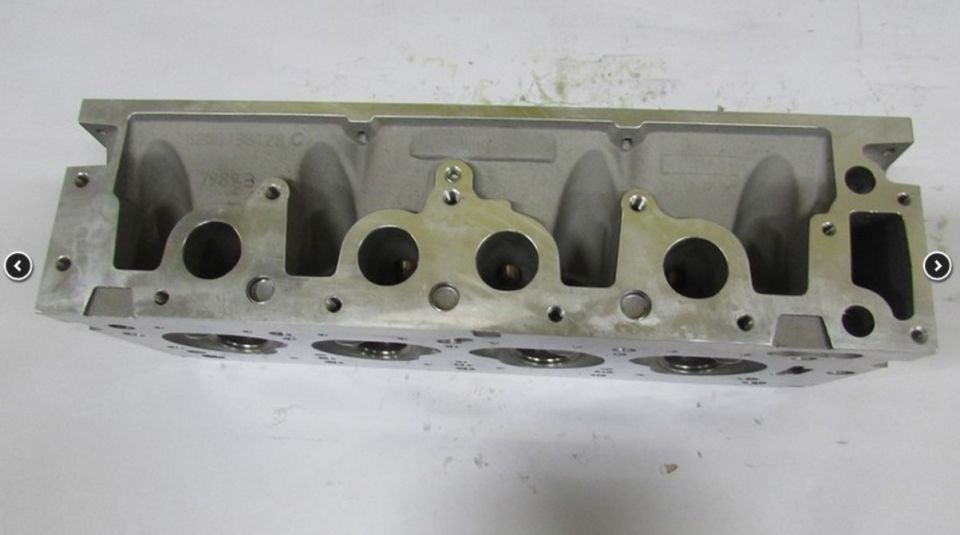 Renault Clio 1,6 K7J Silindir Kapak